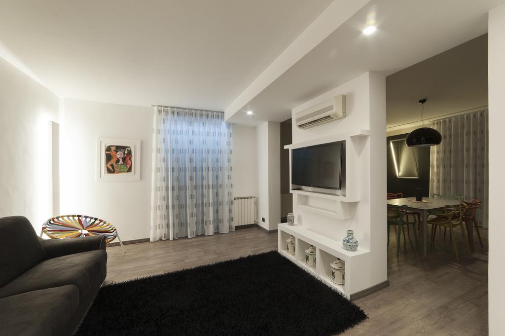 Loft In Master Palace Катания Экстерьер фото